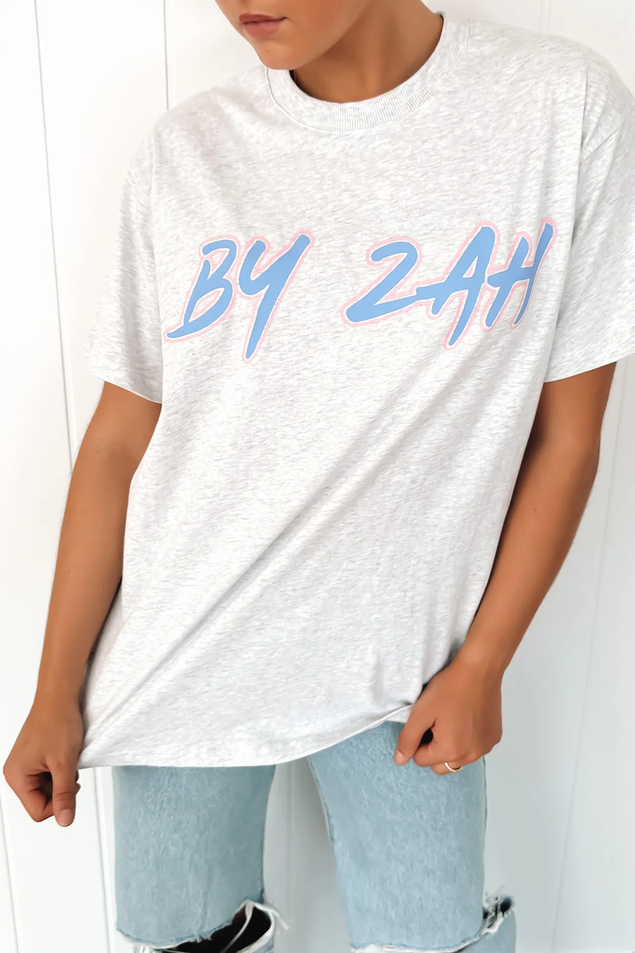 Zah College Tee Snow Marle weekday wear Versatile Piece