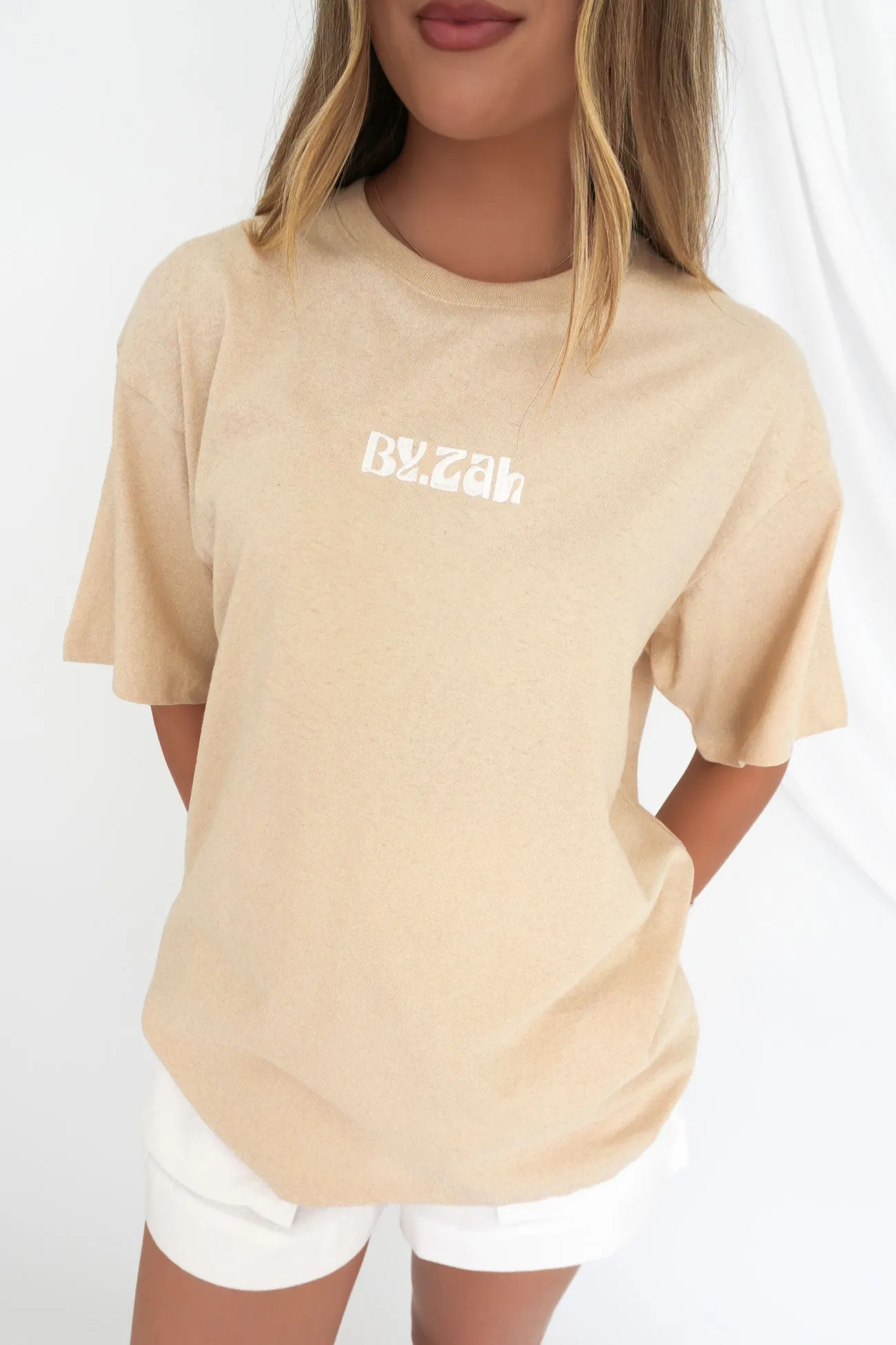 Microfiber texture Cozy Essentials ZAH ZAH Logo Tee Beige