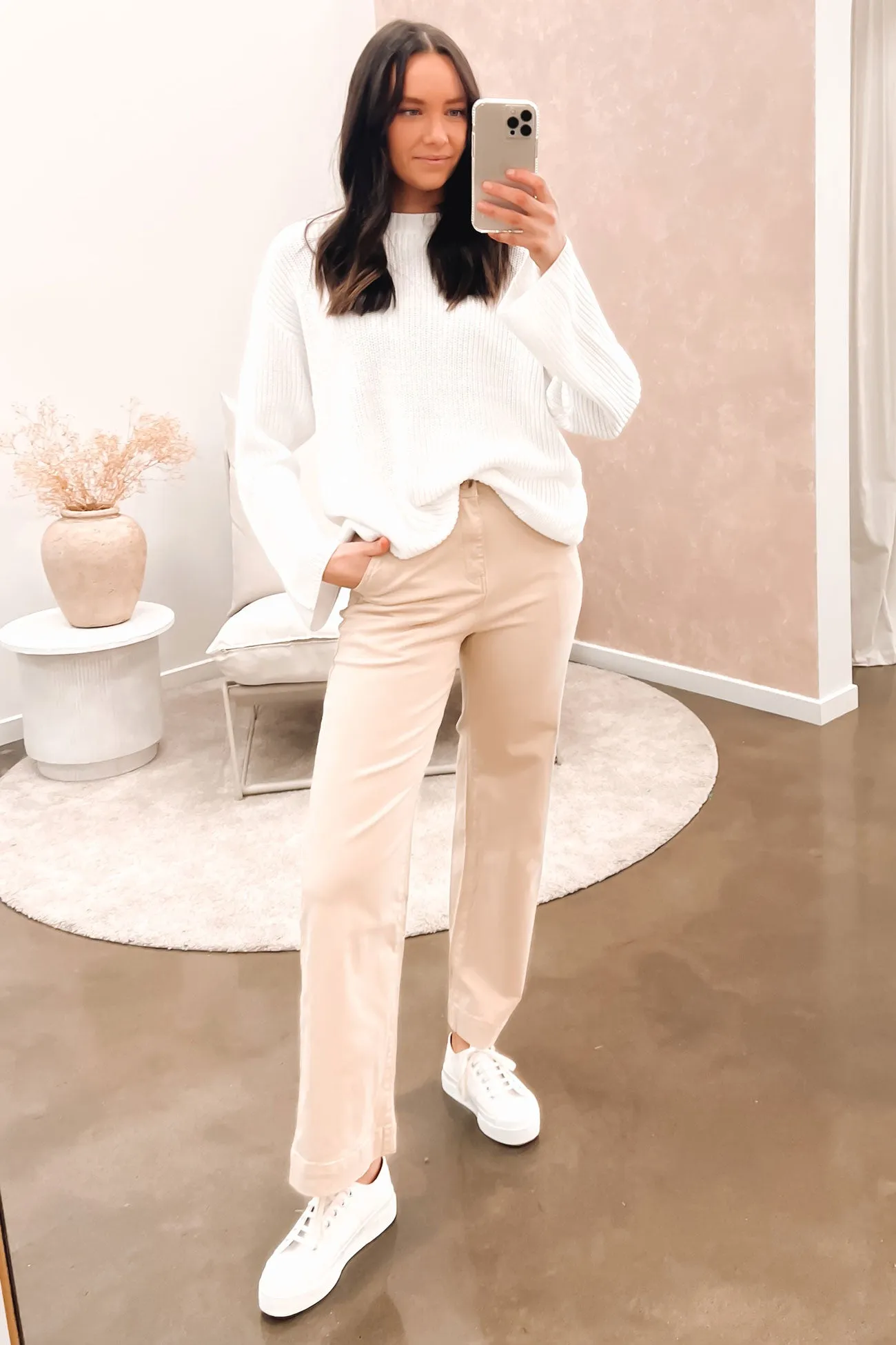 Daniel Pant Beige Stretchable Design