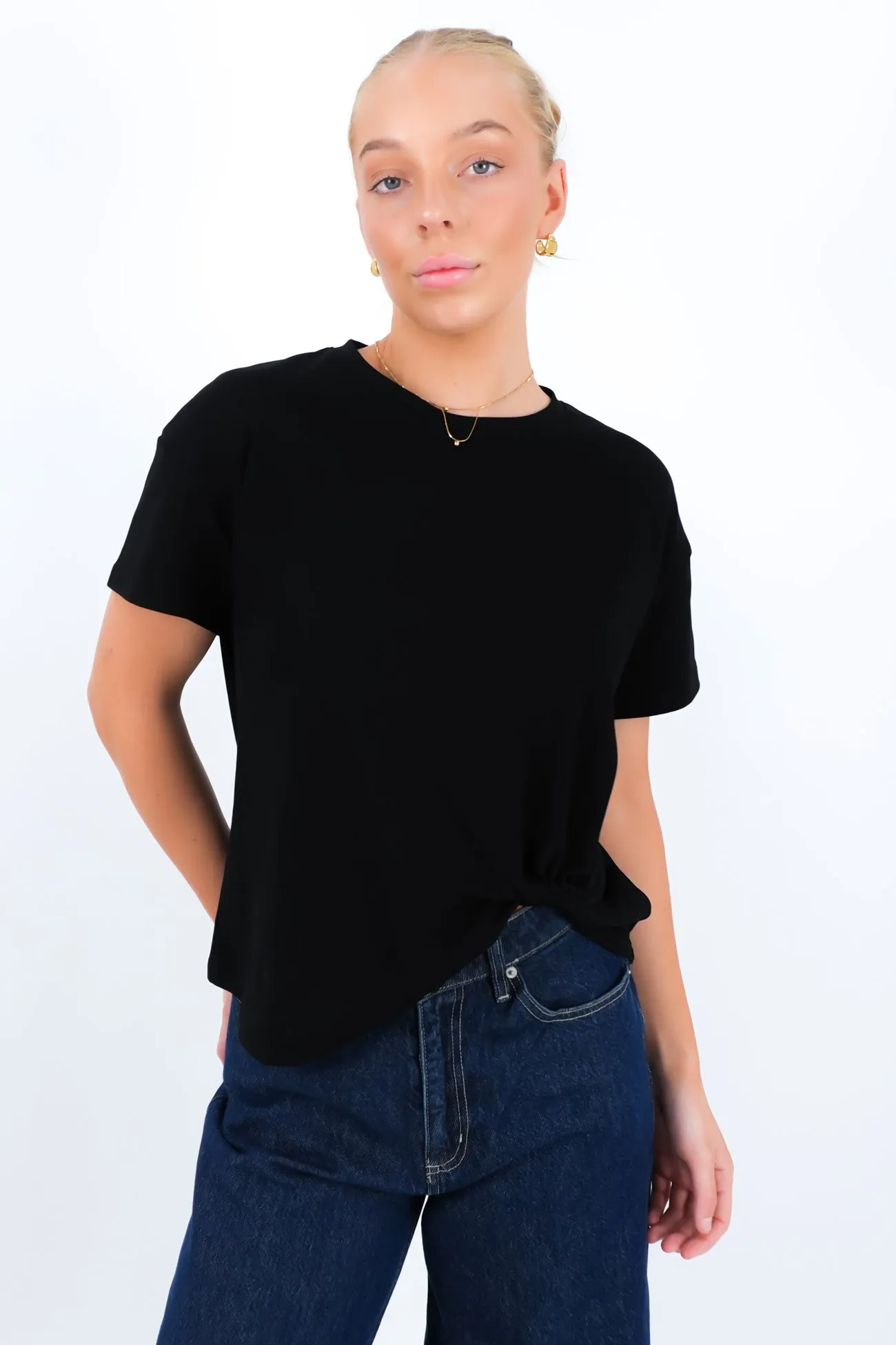Zerra Tee Black Heathered Texture Easy Layer