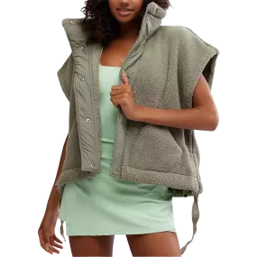 Layered construction Women's Scout it Out Fleece Vest